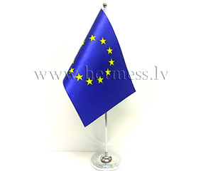 Eiropas Savienbas galda karodzi ar statvu